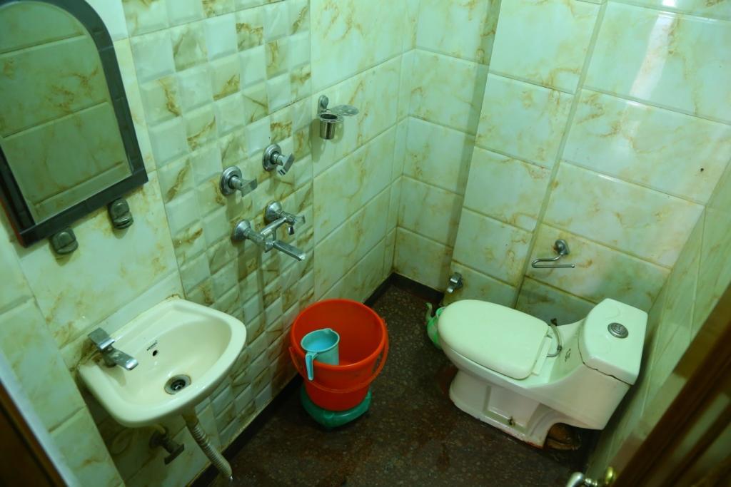 Hotel Ayesha Palace Делхи Екстериор снимка